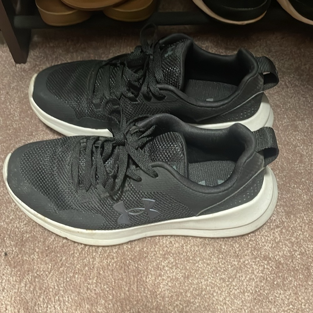 Under Armour Sneakers - image 3